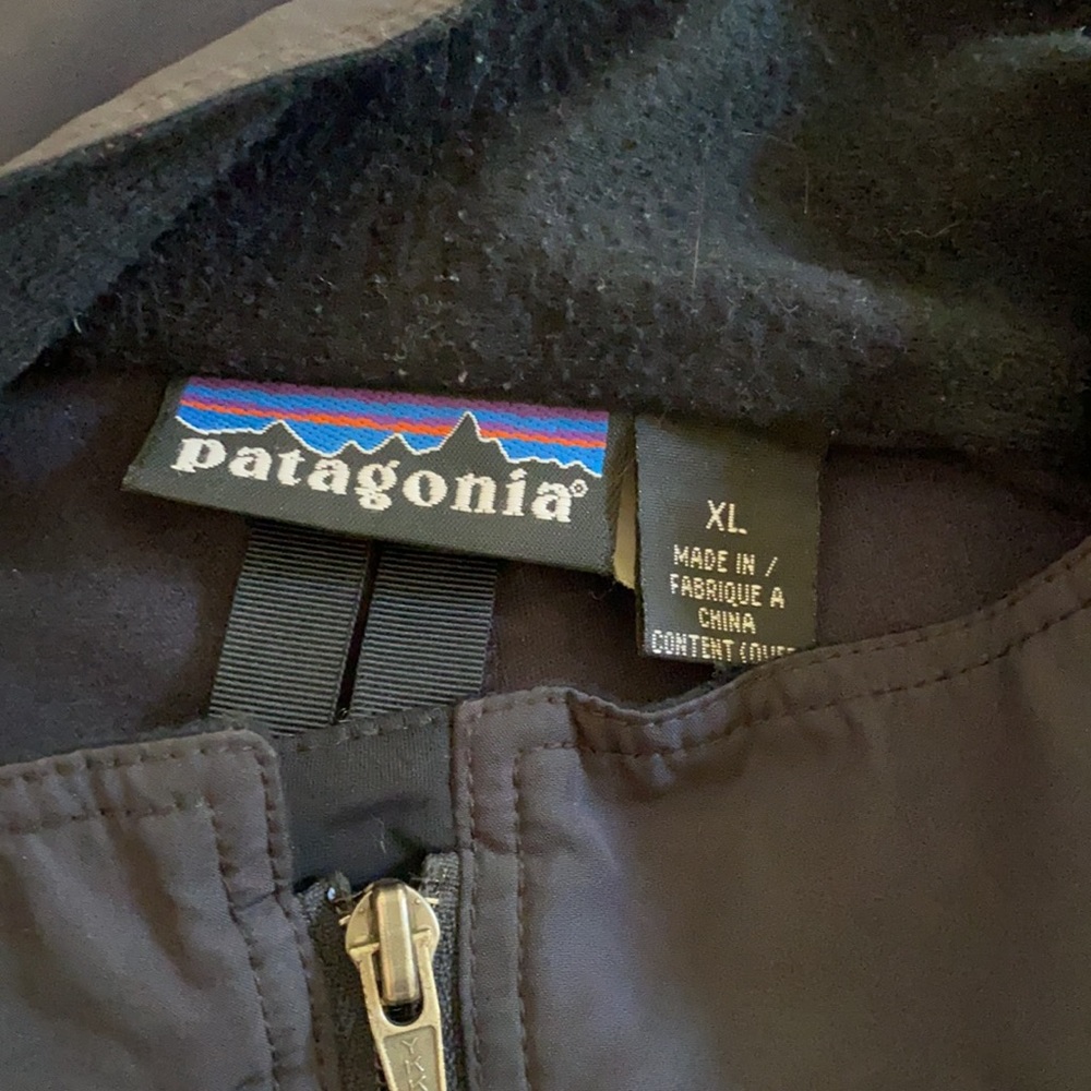 Men’s Patagonia ventilation jacket - Picture 7 of 7